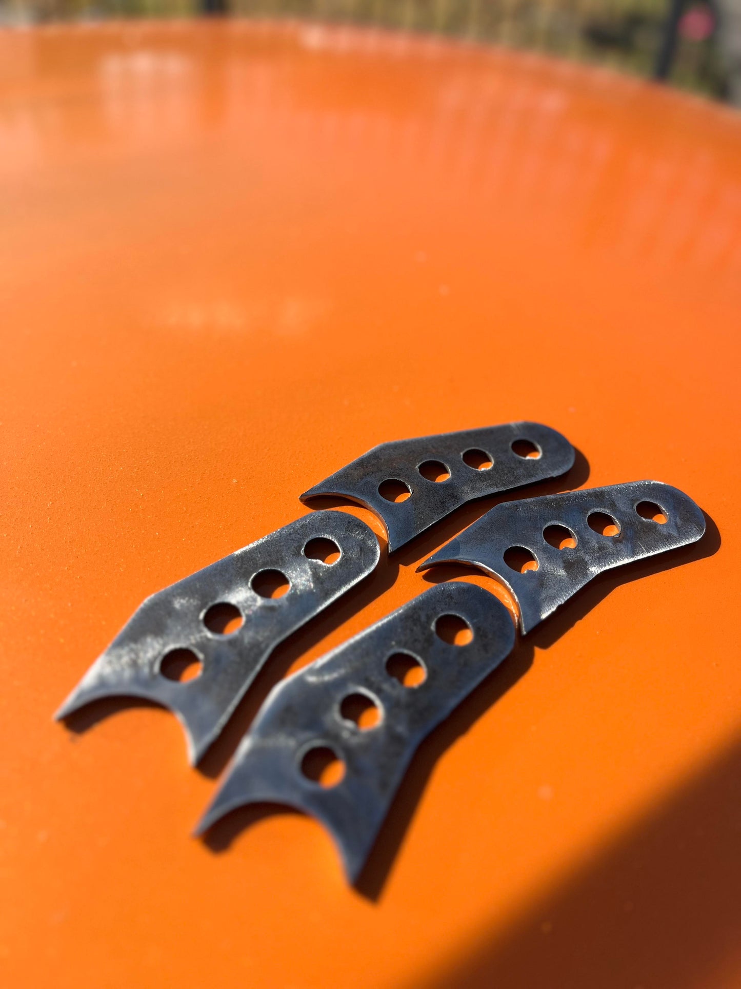 UPPER SHOCK RELOCATION TABS