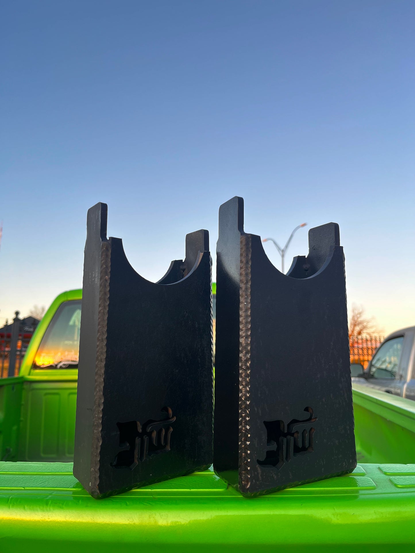12 INCH FLIP KIT WITH BUILT IN PINION ANGLE CORRECTION